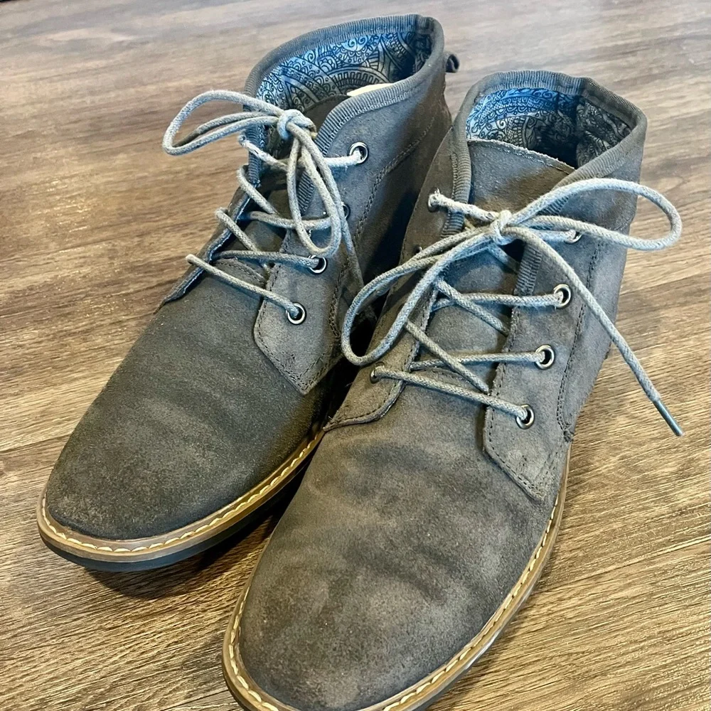 Original PENGUIN Melvin Gray Suede Men's Chukka Boots SZ 9 shoes